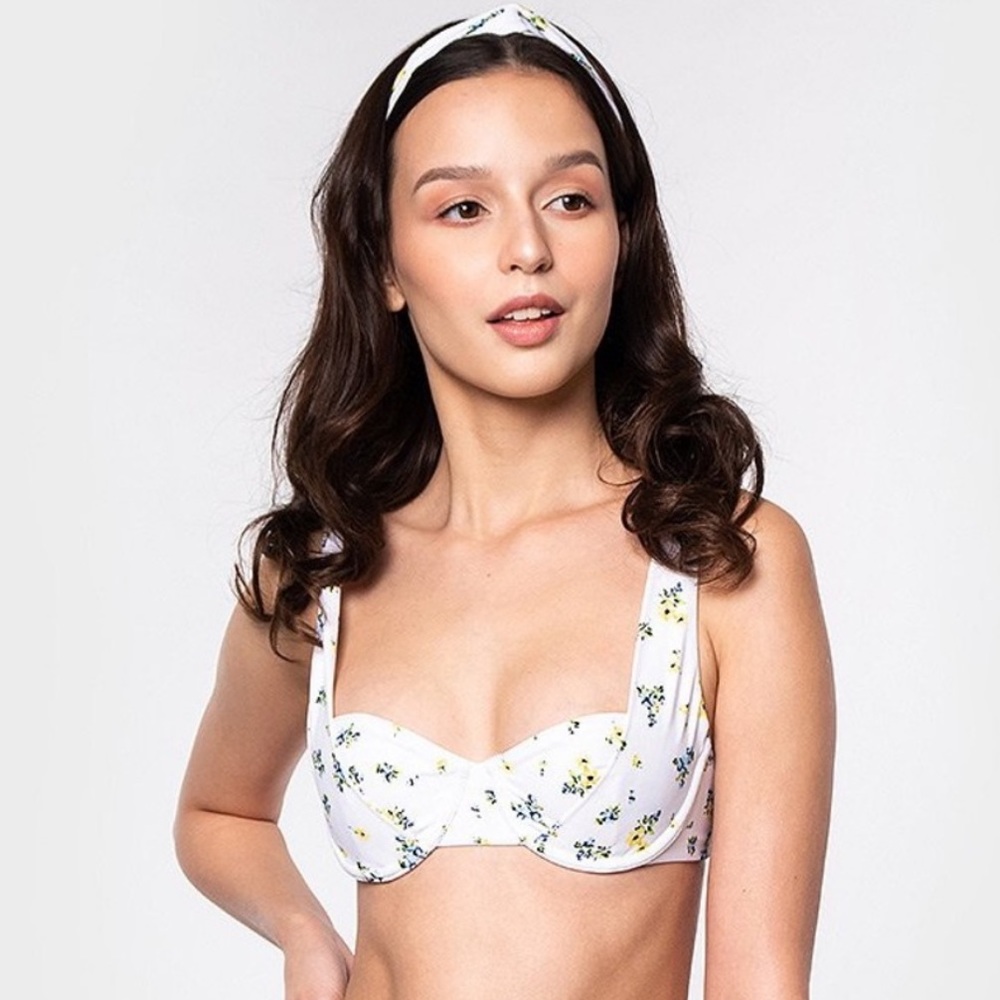 Blackbough “Lucy” Bikini Flower Spring Fling. Size M. SOLD OUT
